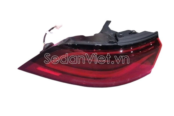 Đèn hậu ngoài trái 14715901-00
