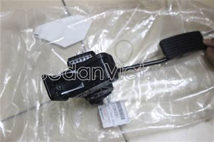 Chân ga điện 1600A013