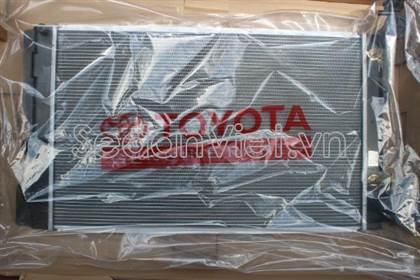 Két nước Toyota Corolla Altis 2009-2010