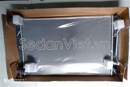 Két nước Toyota Sienna 2007