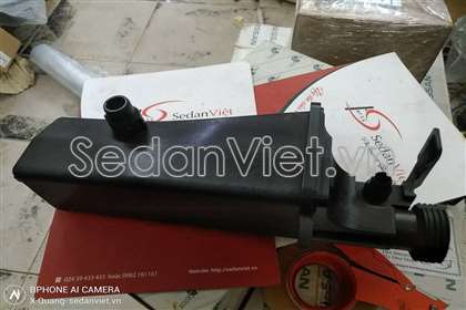 Bình nước phụ 17117530252
