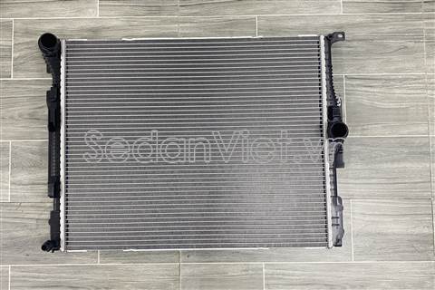 Két nước Bmw 320i 2015-2017