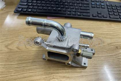 Cút chia nước động cơ 1S7G8K556AJ