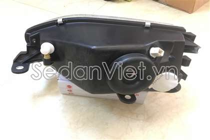 Vỏ đèn pha trái 205424082