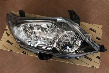 Vỏ đèn pha phải - 20C757056B
