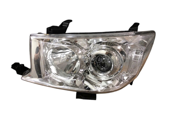 Vỏ đèn pha trái Toyota Fortuner 2009-2012