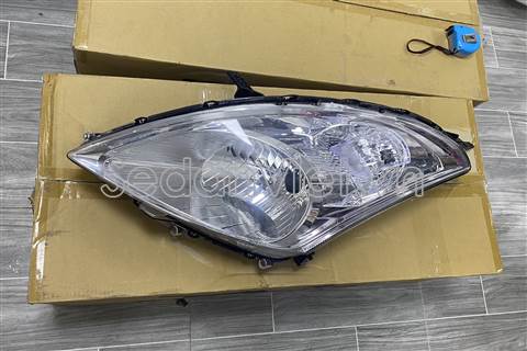 Vỏ đèn pha trái - 20C430B52B