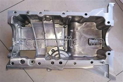 Thân lốc máy dưới