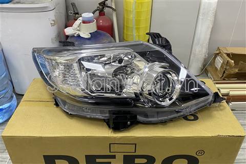 Vỏ đèn pha phải Toyota Fortuner 2011-2014