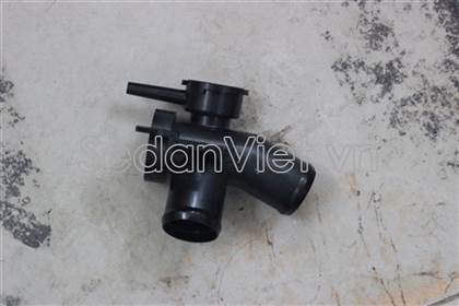 Cổ chia nước vào két nước Nissan Teana 2009-2012