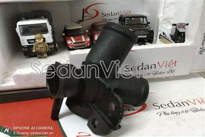 Cổ chia nước vào két nước 21517JN20A