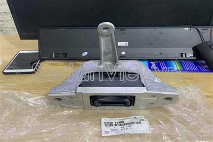 Chân máy thủy lực 21810F2100