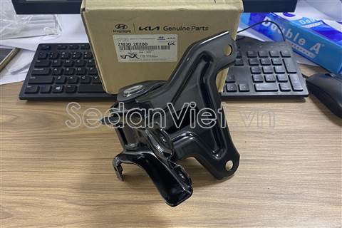 Cần chuyển số 218302E200