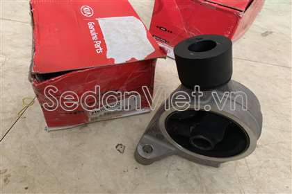 Chân máy trước động cơ Kia New Carnival 2008-2011