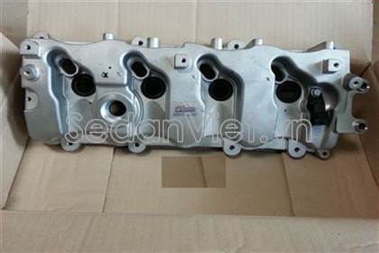 Nắp che giàn cam 2241027401