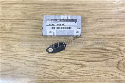 Cảm biến trục cơ 23731EC00A