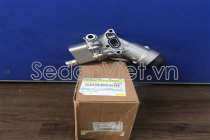 Két làm mát dầu động cơ 25200134
