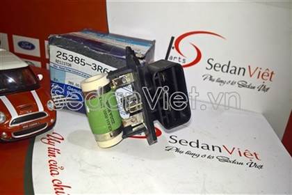 Trở quạt gió điều hòa 253853R600