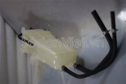 Bình nước phụ dùng cho xe Hyundai Starex 2004-2006
