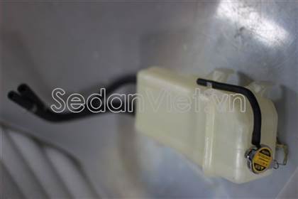 Bình nước phụ 254314A400