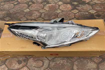 Đèn pha Nissan Sunny 2020