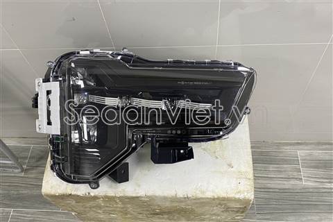 Vỏ đèn pha phải 26010W230-01