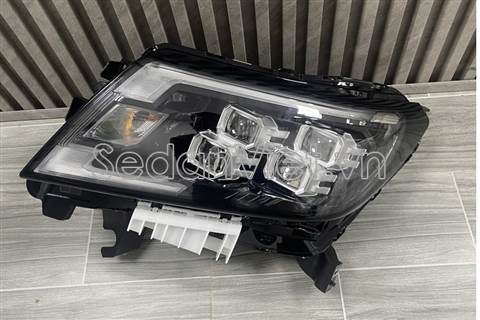 Vỏ đèn pha trái 260606KG1A