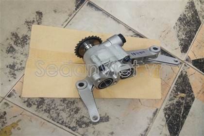 Bơm dầu động cơ 261004A000