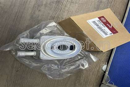 Két làm mát dầu động cơ Kia Sorento 2009-2013