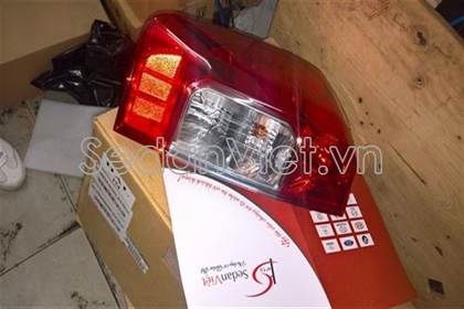Vỏ đèn hậu trái 265554JA0A