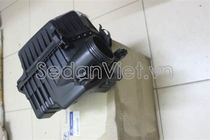 Hộp lọc gió động cơ 281101R100