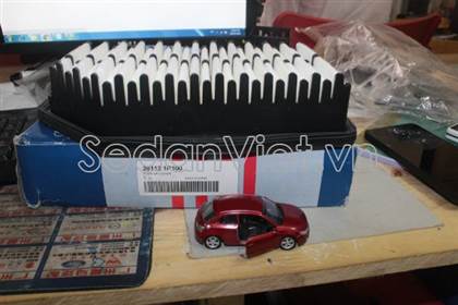 Lọc gió động cơ 281131R100
