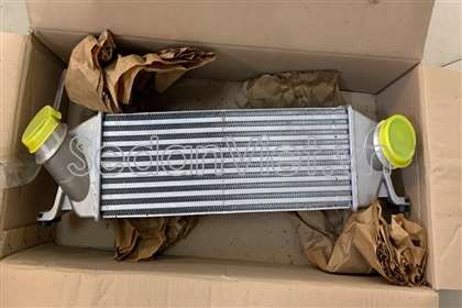 Két làm mát turbo Hyundai Starex 2008-2013