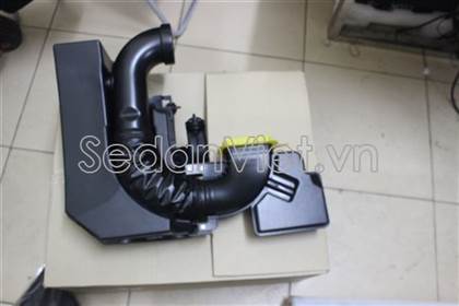 Hộp lọc gió động cơ 282111W170