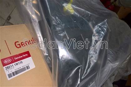 Hộp lọc gió động cơ 282111W170