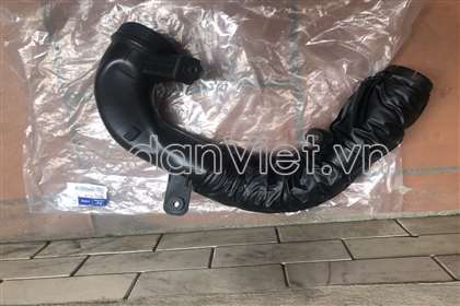 Ống dẫn gió vào bầu lọc gió Hyundai Santafe 2010-2012