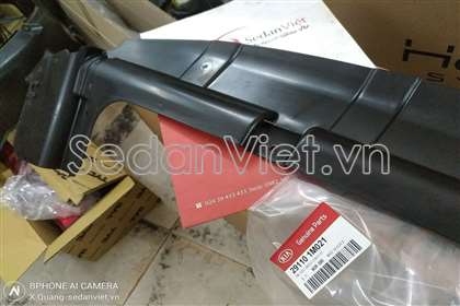 Chắn bùn két nước giữa 291101M021