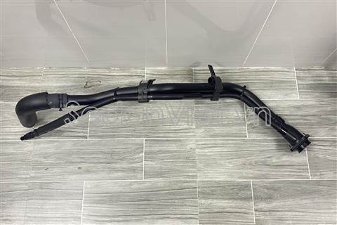 Cổ đổ nhiên liệu 310302B900