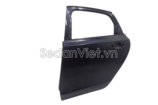 Cánh cửa sau trái 32321942