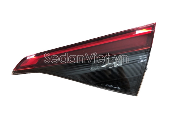 Đèn hậu trong phải 34150T24T01