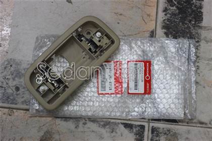 phụ tùng Đèn trần xe giá tốt