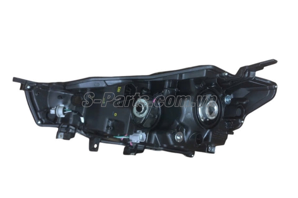 Vỏ đèn pha phải 3512073R11000
