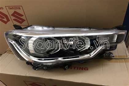 Vỏ đèn pha phải Suzuki Ertiga 2018-2021