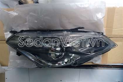 Vỏ đèn pha phải Suzuki Ciaz 2016-2019