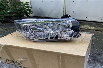Vỏ đèn pha phải 3512084M50000
