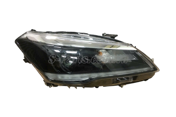 Vỏ đèn pha phải 35121M82R10