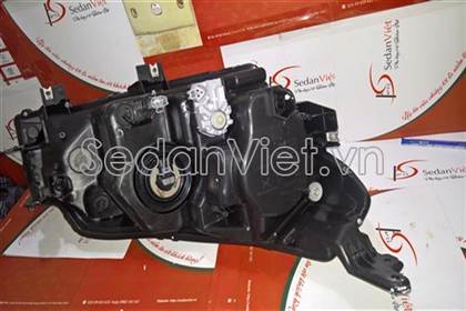 Vỏ đèn pha trái 3530056P50