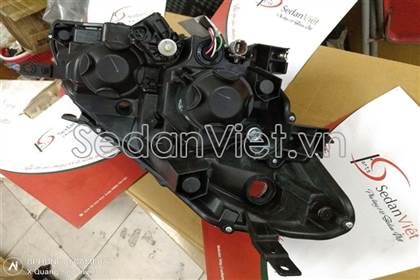 Vỏ đèn pha trái 35321M79M00