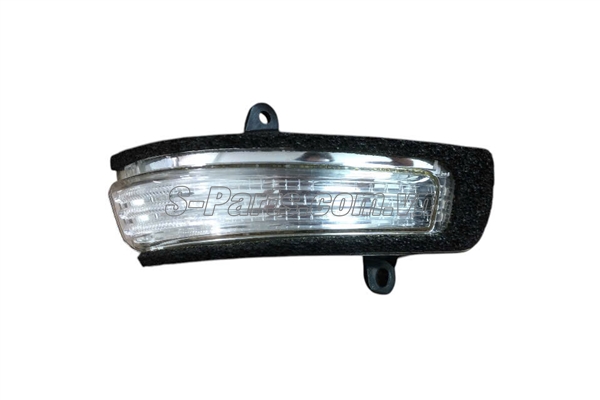 Đèn xi nhan gương Suzuki Ciaz 2016-2019