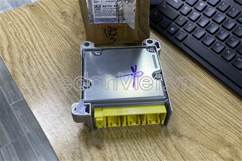 Hộp điều khiển túi khí 38910M60M10